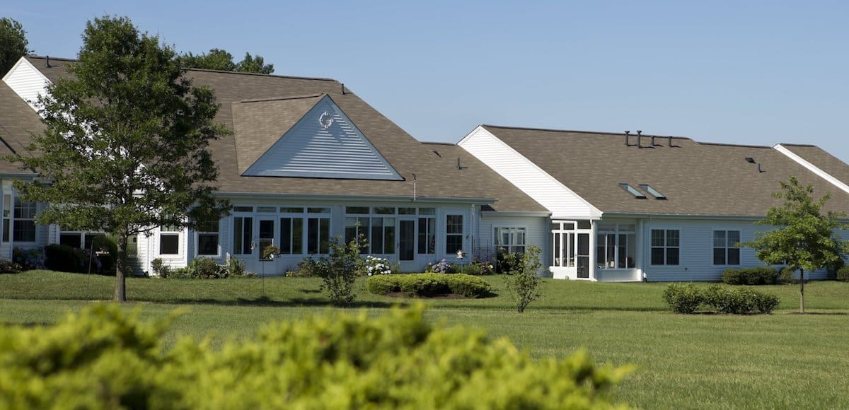 exterior view of cottage homes for seniors