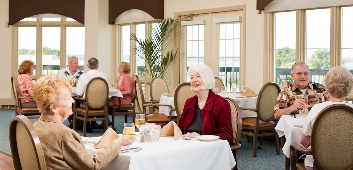 residents dining at riverview restaurant