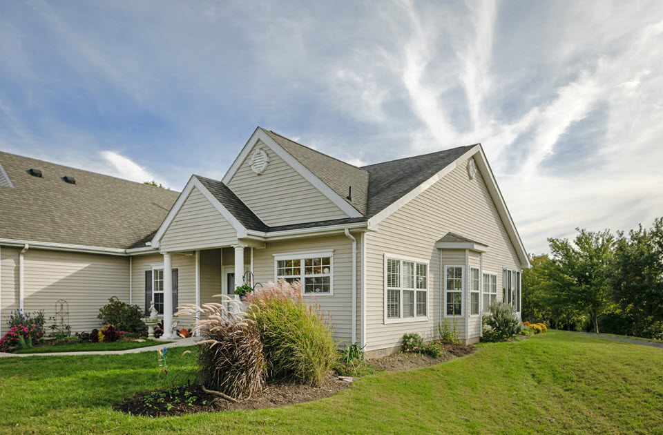 exterior view of cottage home