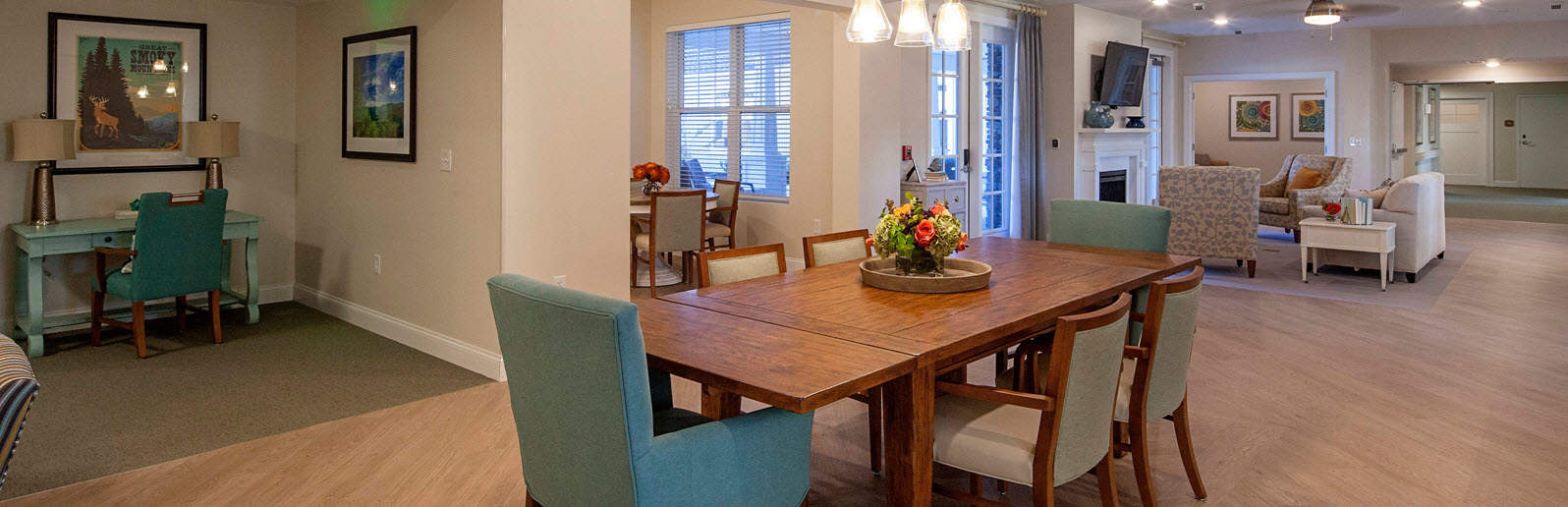lounge area of Asbury Place Maryville