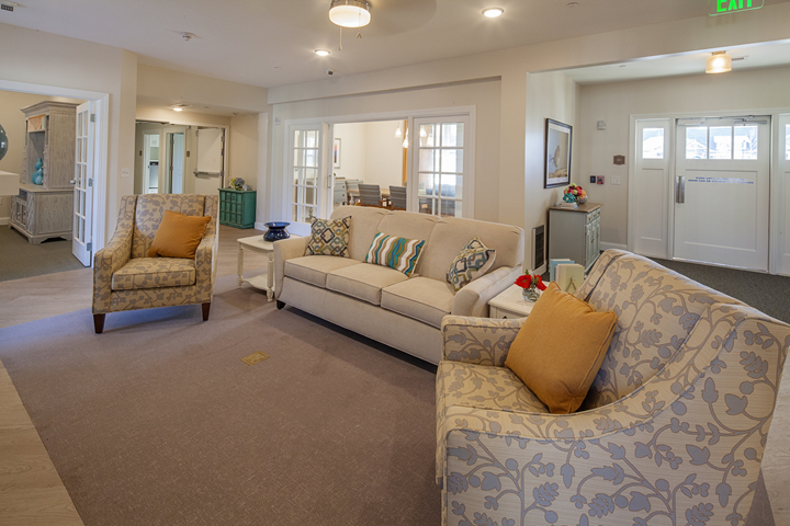 Chestnut living room