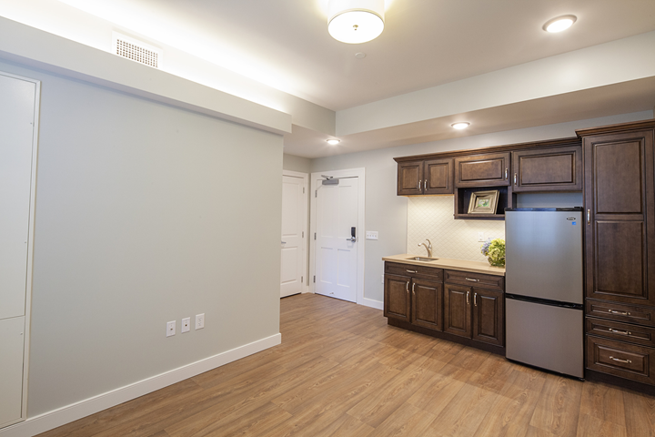alpine memory care suite kitchenette