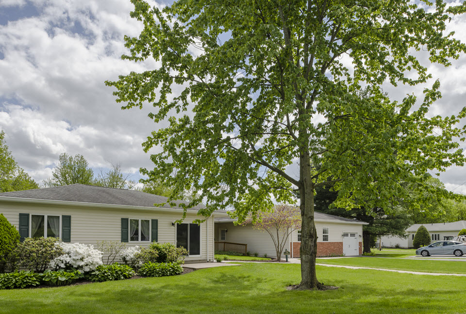 exterior view of riverwoods cottage