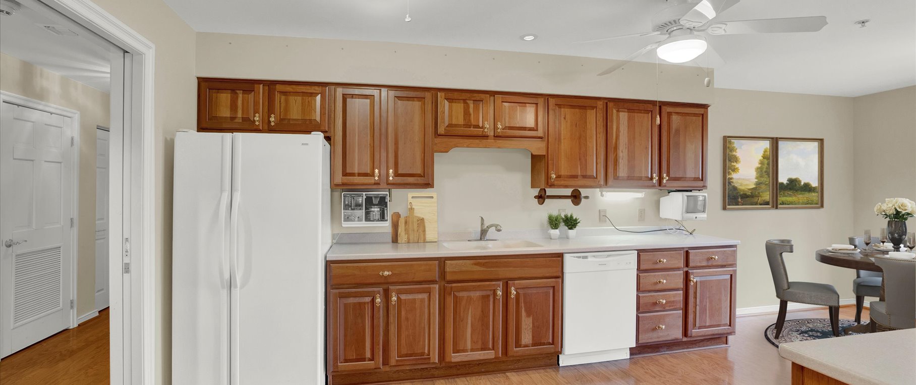 kitchen with oak cabinetry